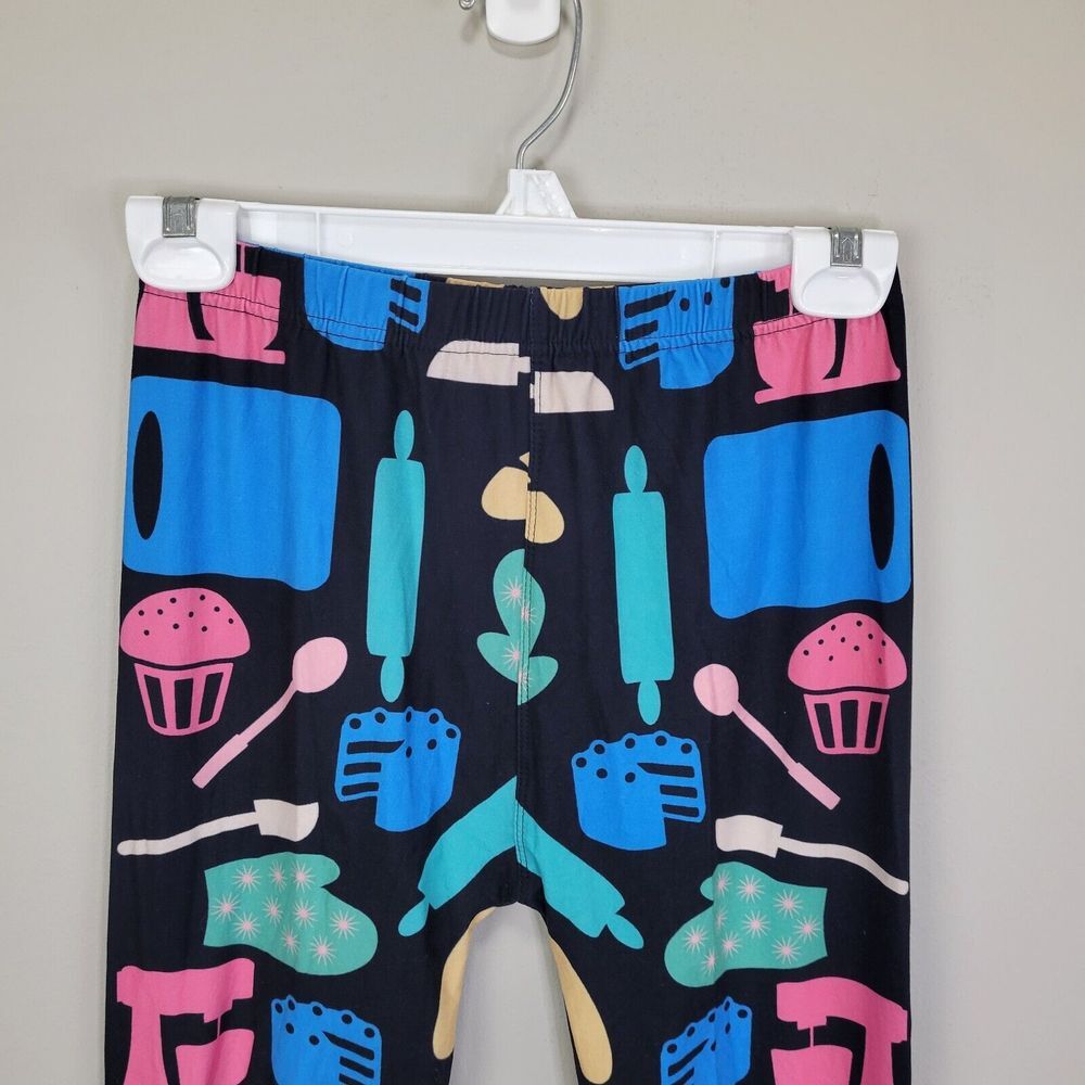 Mad Hatter Dezign Baking Fun Polyester Spandex Ankle Leggings One Size Fits All - Picture 2 of 6